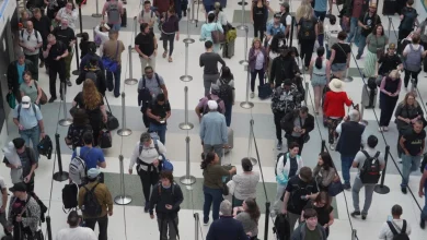 Live updates: Over 450 TSA officers have quit since the partial shutdown began - AP News