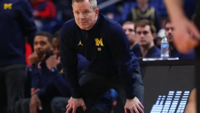 Longtime coaching friends Dusty May of Michigan and Nate Oats of Alabama to meet in Sweet 16
