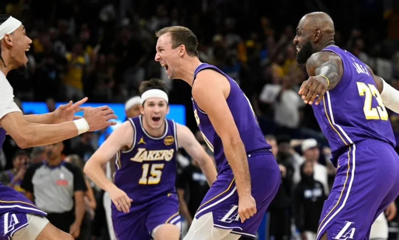 Luke Kennard sinks last-second three as Lakers win ninth straight