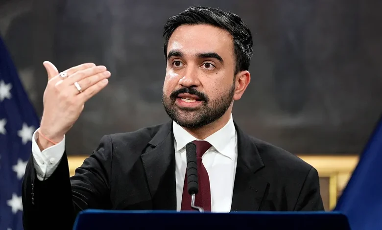 Mamdani sparks viral outrage over dinner photo with Mahmoud Khalil inside Gracie Mansion: 'Disgraceful'