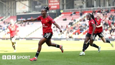 Man Utd back up to second in WSL with win over Everton