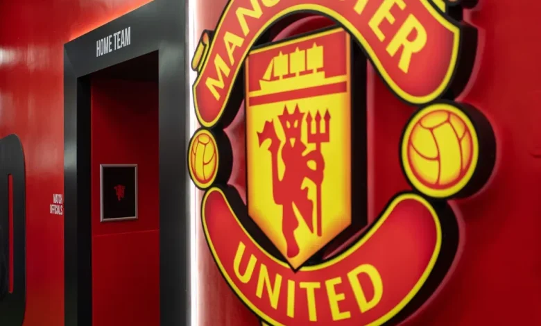 Manchester United standing back – Letting Bayern Munich get on with €150m transfer