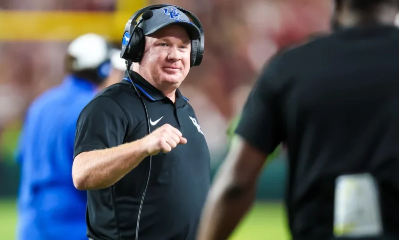 Mark Stoops joining Texas staff as special assistant to the head coach