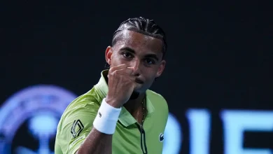 Masters 1000 Miami : Arthur Fils humilie Stefanos Tsitsipas en jouant le meilleur match de sa vie