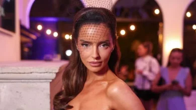 Maura Higgins Expresses Love for Irish Exits in Bathtub in Uber Ad