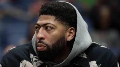 Mavericks' Anthony Davis trade looks better as his injury nightmare hits new low