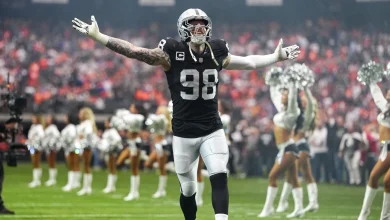 Maxx Crosby: "I'm a Raider. I'm back."