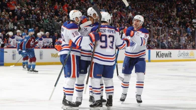 McDavid breaks tie in 3rd, Oilers end Avalanche's winning streak at 5