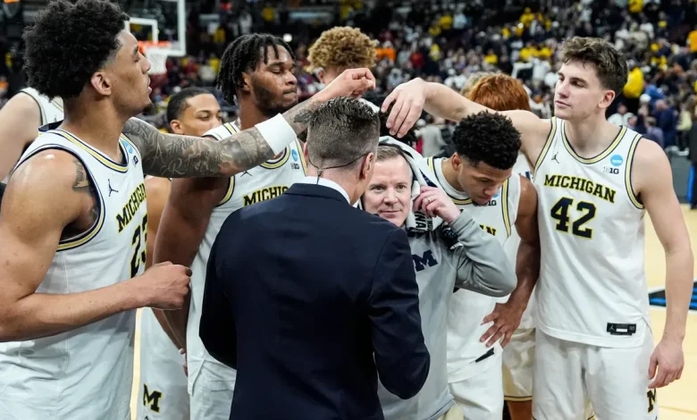 Michigan basketball's magical season started with epic trip Up North