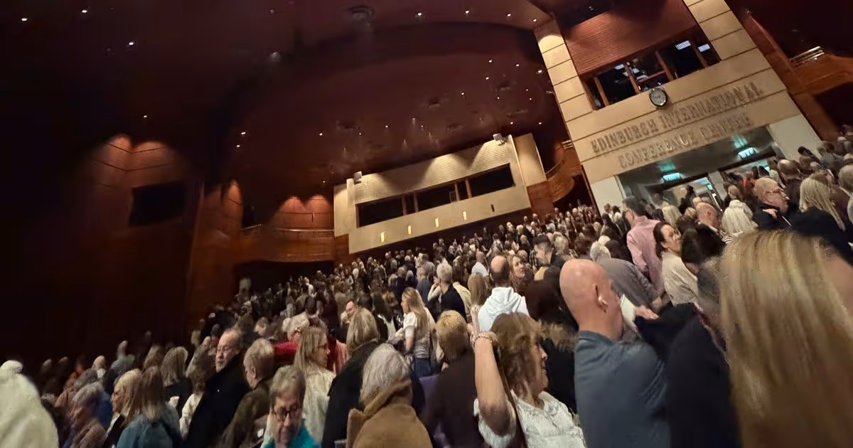 Moment Edinburgh show halted and crowd evacuated from venue due to 'incident'