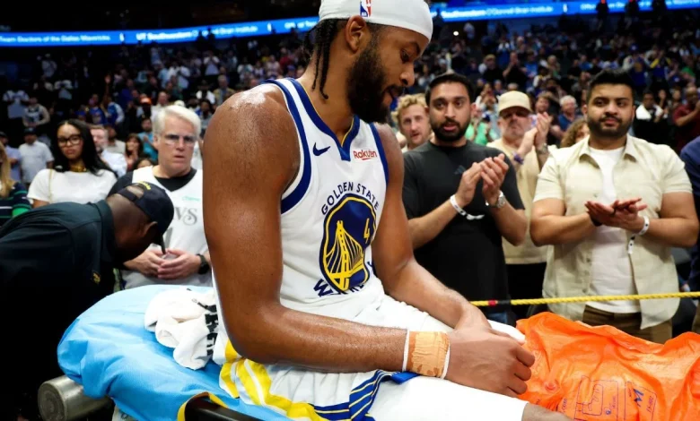 Moses Moody injures knee late in Warriors' OT win at Dallas
