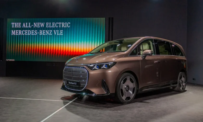 Move Over, Mercedes S-Class, Your Next Black Car Seats Eight and It's an Electric Van