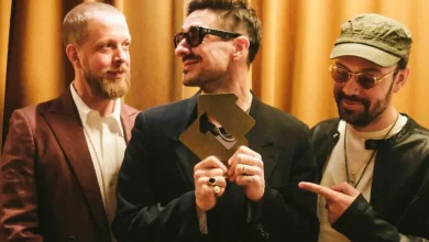 Mumford & Sons Earns 2nd Straight U.K. No. 1 Album in Less Than a Year