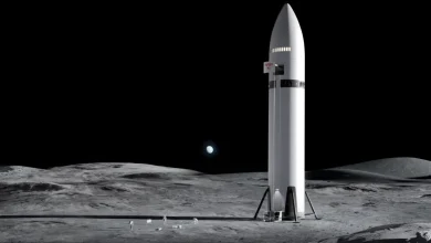 NASA and SpaceX disagree about manual controls for lunar lander