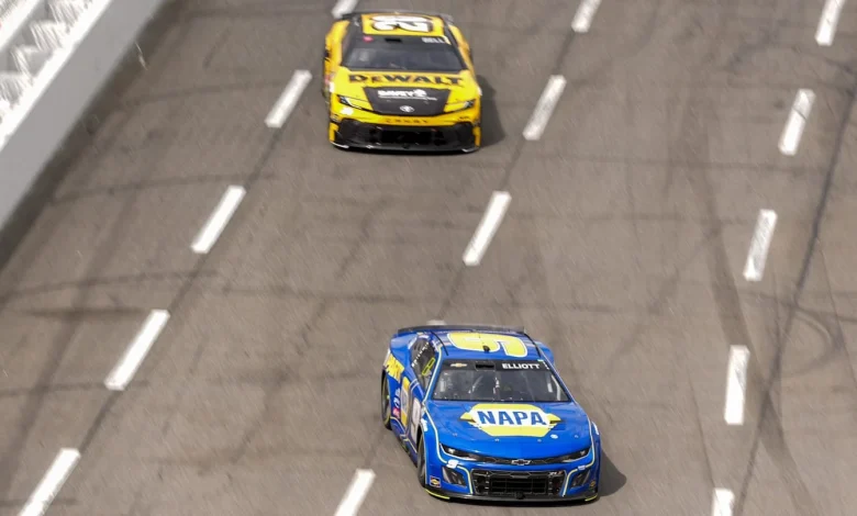 NASCAR Cup Series at Martinsville, full Cook Out 400 race results