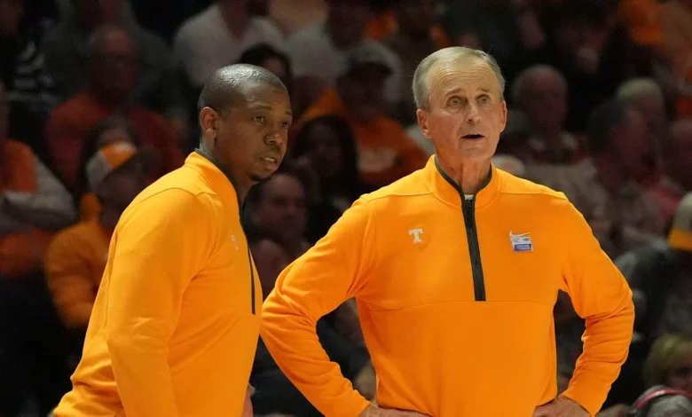 NC State basketball opening could pull associate HC Justin Gainey away from Tennessee