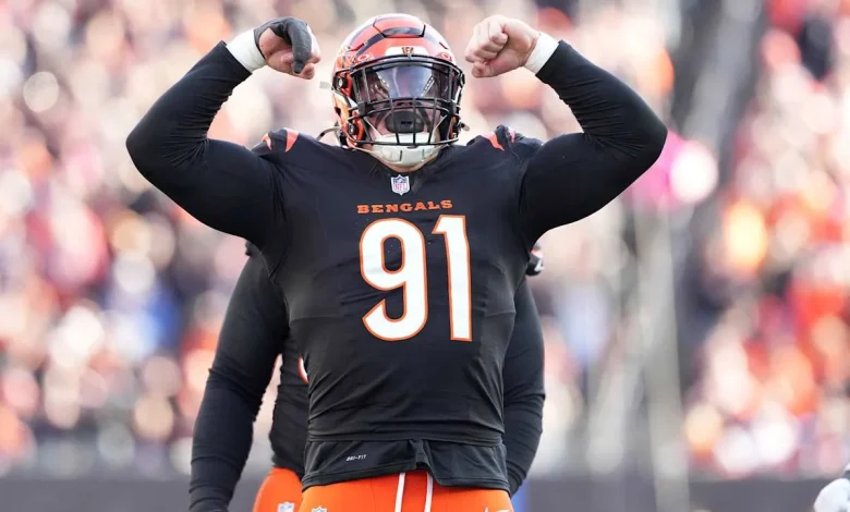 NFL World, Ja'Marr Chase React to Trey Hendrickson's Reported Deal