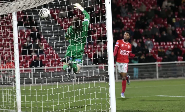 NÎMES OLYMPIQUE Dans un match fermé, Nîmes ramène un point de Créteil
