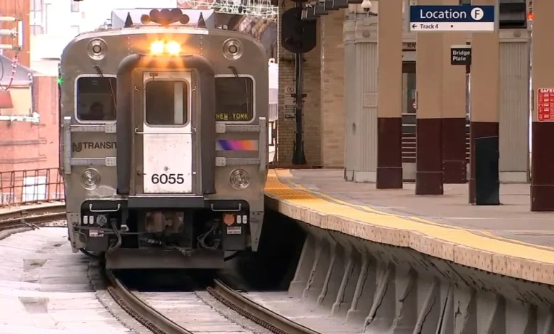 NJ Transit suspended between Newark Penn Station and NY Penn Station due to Amtrak overhead wire issues