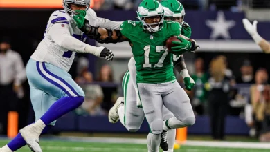 Nakobe Dean stayed loyal to the Eagles by signing with Las Vegas