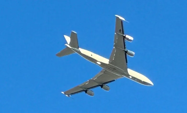 Navy's 'Doomsday Plane' spotted circling the Valley
