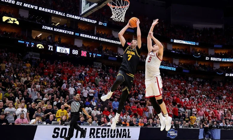Nebraska only puts 4 players on court in late blunder vs. Iowa: ‘A miscommunication’