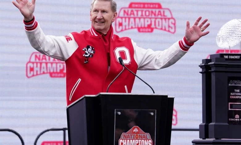 Ohio State University President Ted Carter resigns over "inappropriate relationship"