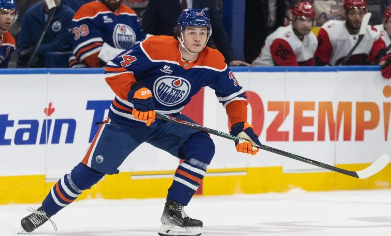 Oilers' Colton Dach leaves game vs. Avalanche with apparent injury