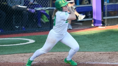 Oregon softball beats Northwestern via Big Ten travel schedule
