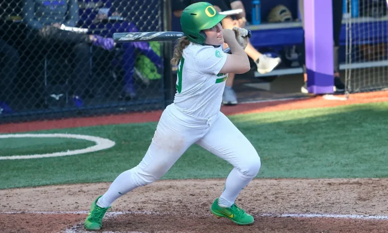 Oregon softball beats Northwestern via Big Ten travel schedule