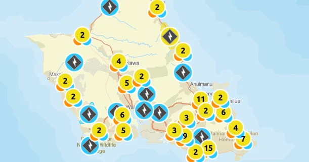Over 100,000 Hawaiian Electric customers left in the dark amid Kona low storm | Local