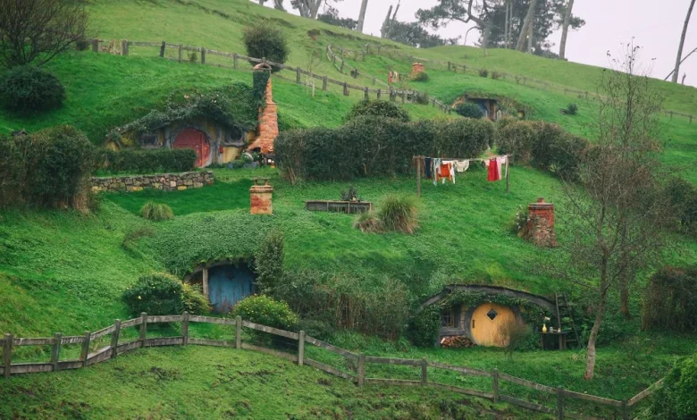 Palantir Urges Former Employees to Return: 'the Shire Is Calling'