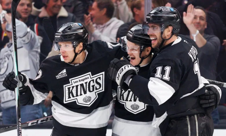 Panarin scores 1st goal for Kings in win against Islanders
