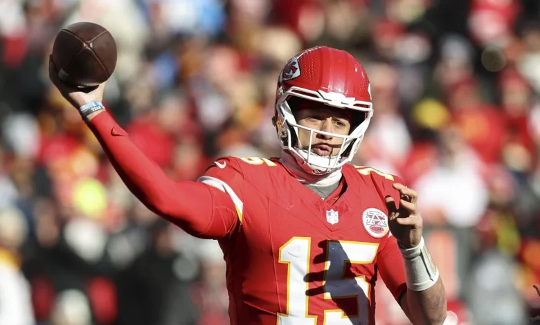 Patrick Mahomes posts throwing video, says he feels great three months after torn ACL