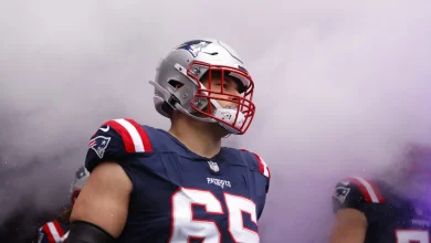 Patriots trade center Garrett Bradbury to Bears