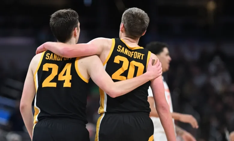 Payton Sandfort's worlds collide for Iowa-Nebraska Sweet 16 showdown