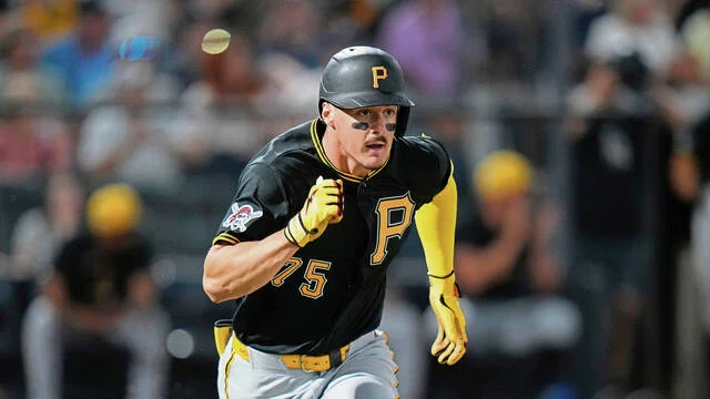 Pirates reassign top prospect Konnor Griffin to minor league camp