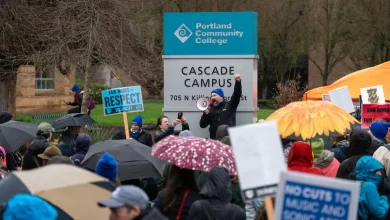Portland Community College faculty and staff commence historic strike over wages