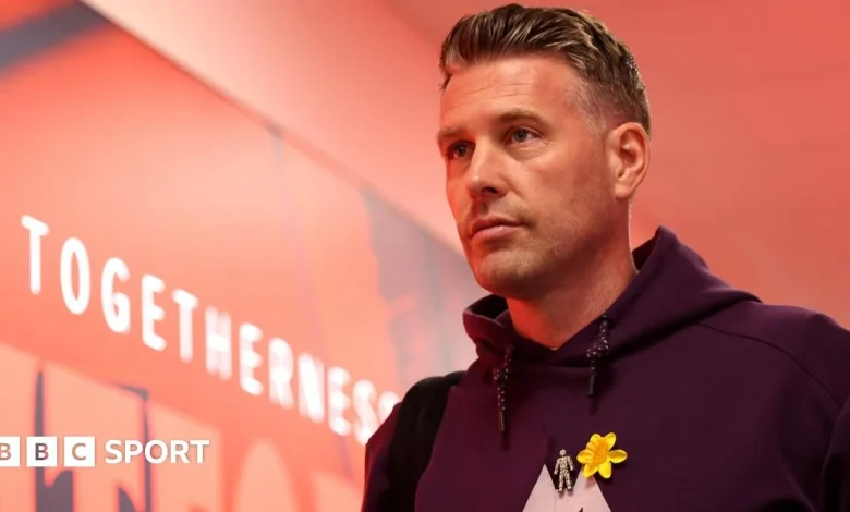 Premier League: Brentford v Wolves - team news & build-up