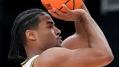 Purdue basketball's two-way starting guard leaves game vs Miami with injury. What we know