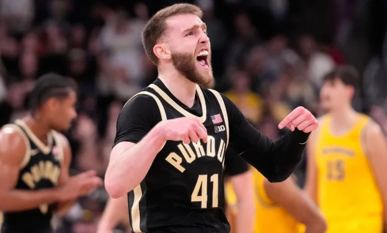 Purdue's Braden Smith breaks Bobby Hurley’s Division I career assist record in NCAA tourney opener