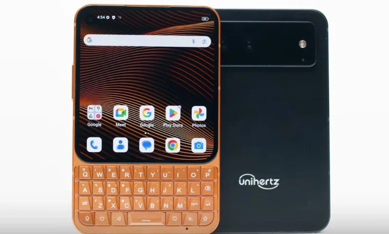 QWERTY keyboard phone gets the metal treatment and mid-range specs