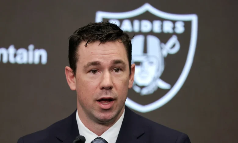 Raiders announce Klint Kubiak's first coaching staff
