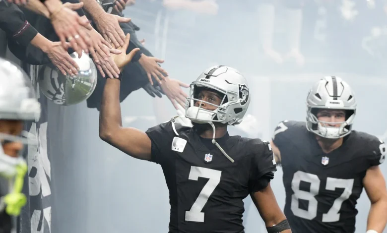 Raiders spent third-round pick, $58.5 million for 15 games with Geno Smith