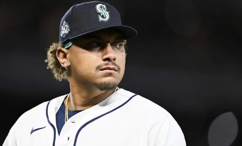 Ramirez delivers go-ahead double, Guardians outslug Mariners on Opening Day