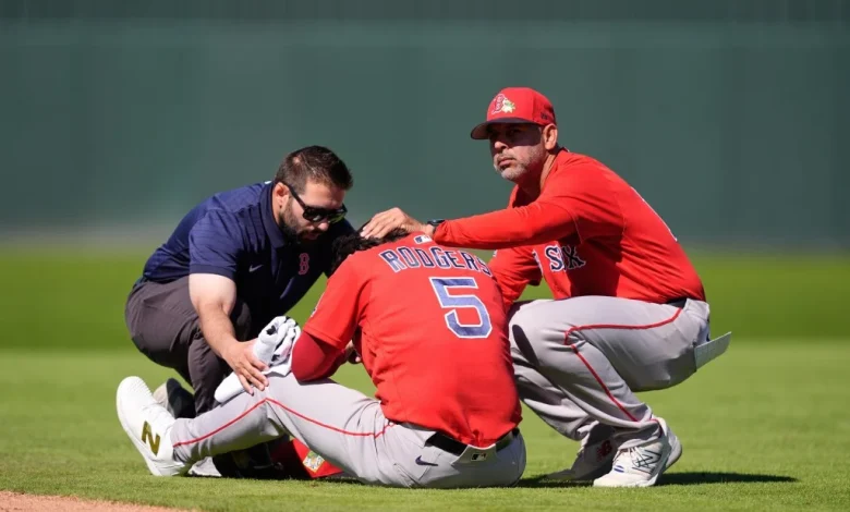 Red Sox manager says Gold Glove infielder likely headed for surgery