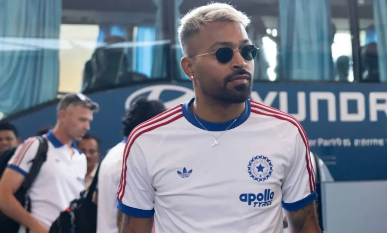 Relationship PR: Gambhir Frustrated by Hardik?