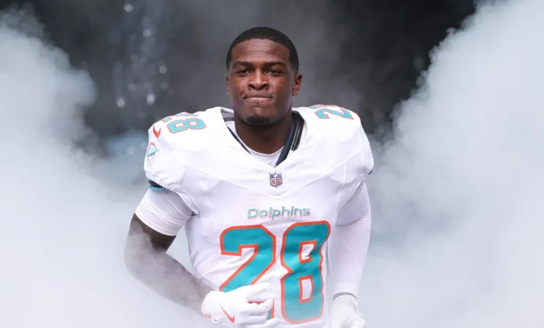 Report: Dolphins tell inquiring teams De'Von Achane is not available