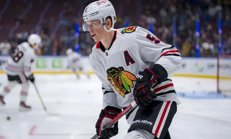 Report: Oilers acquire Murphy from Blackhawks for draft pick