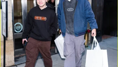 Rob Rausch Buys Birkin for Maura Higgins After 'The Traitors' Reunion Promise: Photo 5291028 | Photos | Just Jared: Celebrity News and Gossip